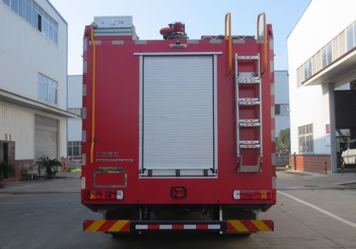 JDF5200GXFPM70/Z6型泡沫消防車