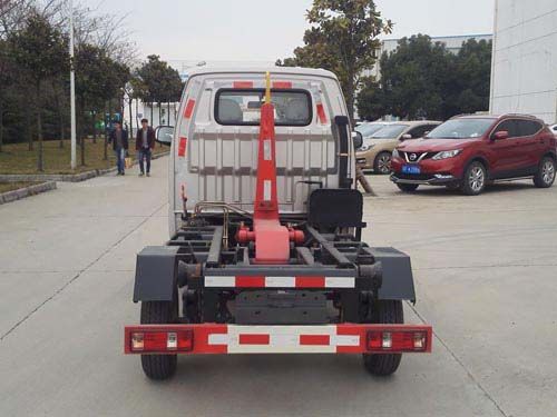 CSC5035ZXXSC型勾臂式垃圾車