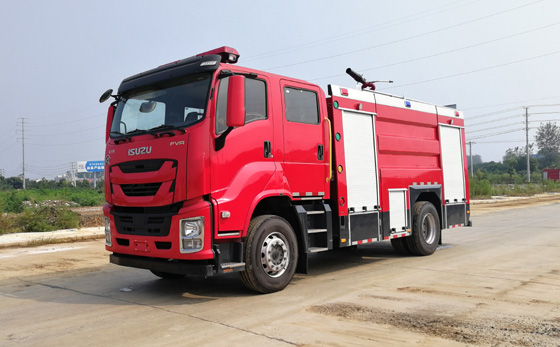 五十鈴6噸泡沫消防車，國(guó)產(chǎn)中型消防車之驕子